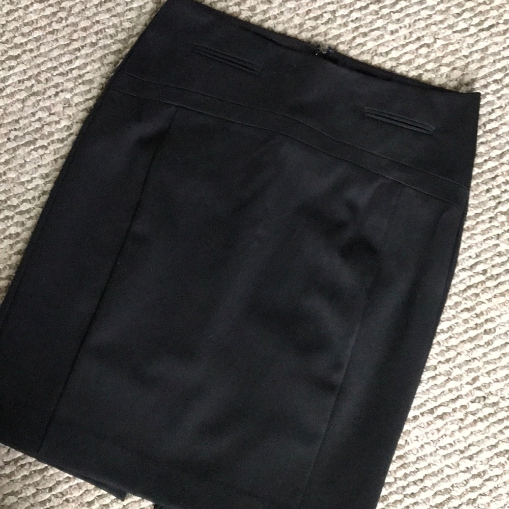 ✨Black Pencil Skirt✨